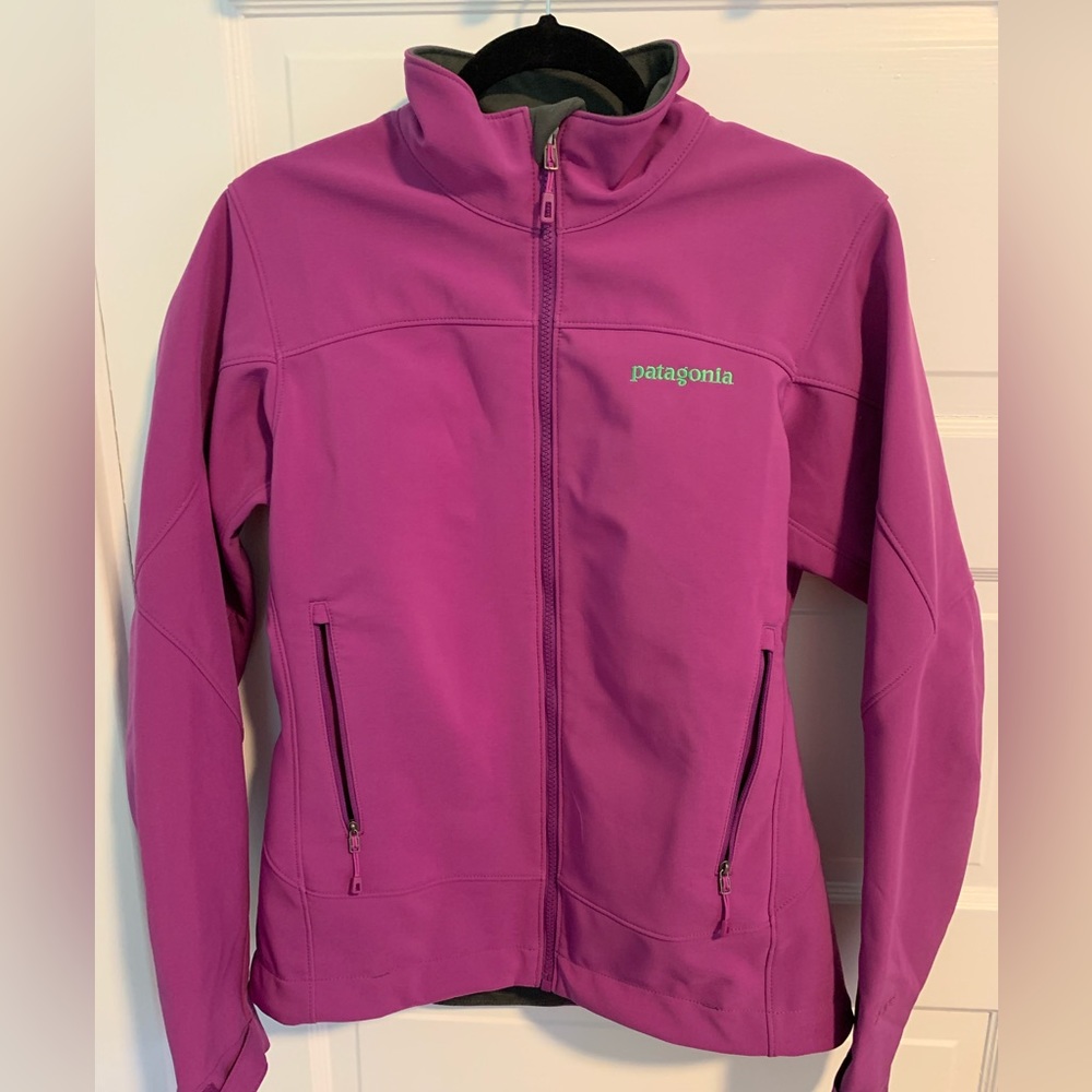 NWOT Patagonia Polartec Adze Soft Shell Jacket, purple size M